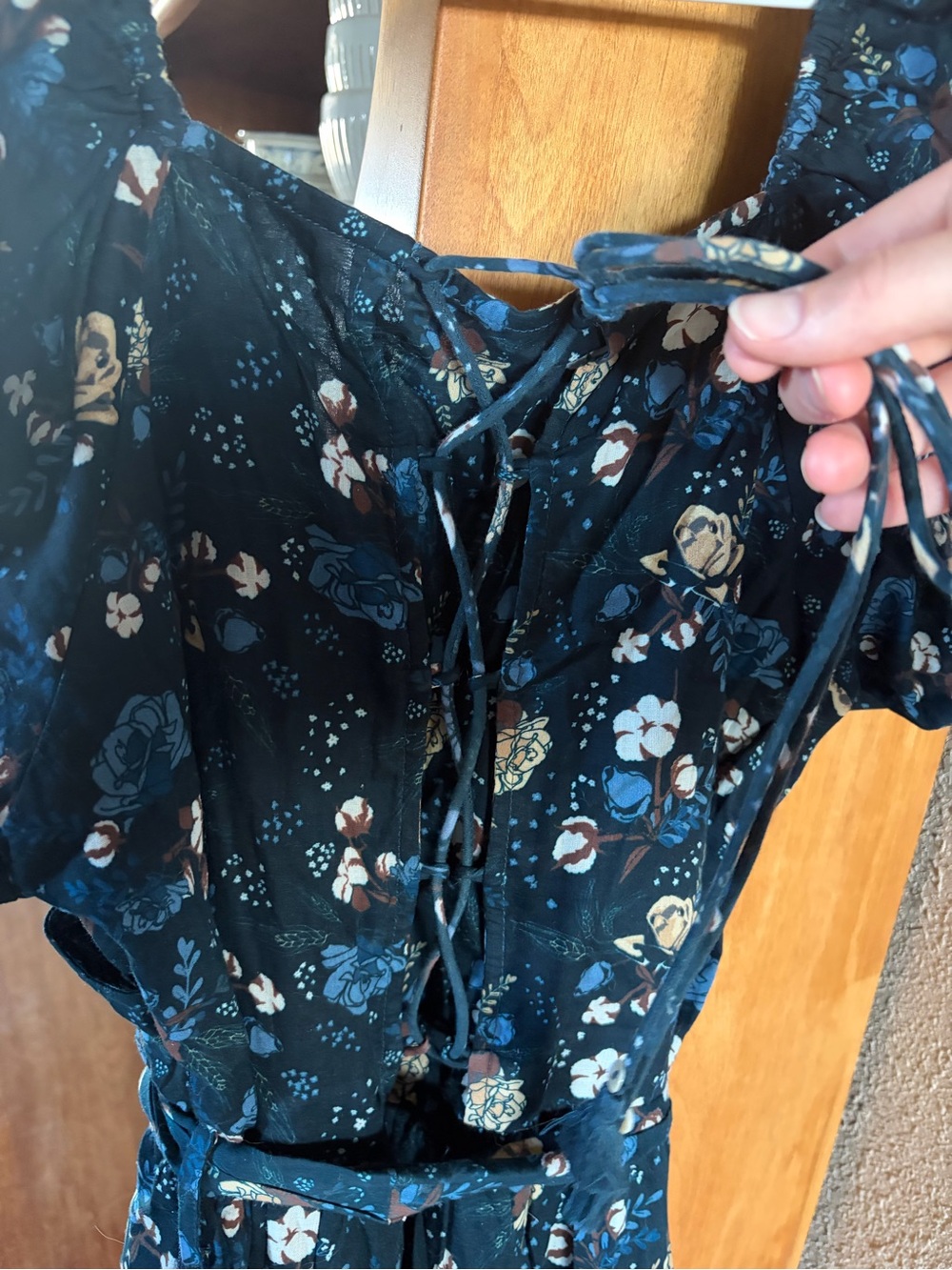 Ivy City Co. Antionette Dress in Fall Floral - Picture 4 of 5